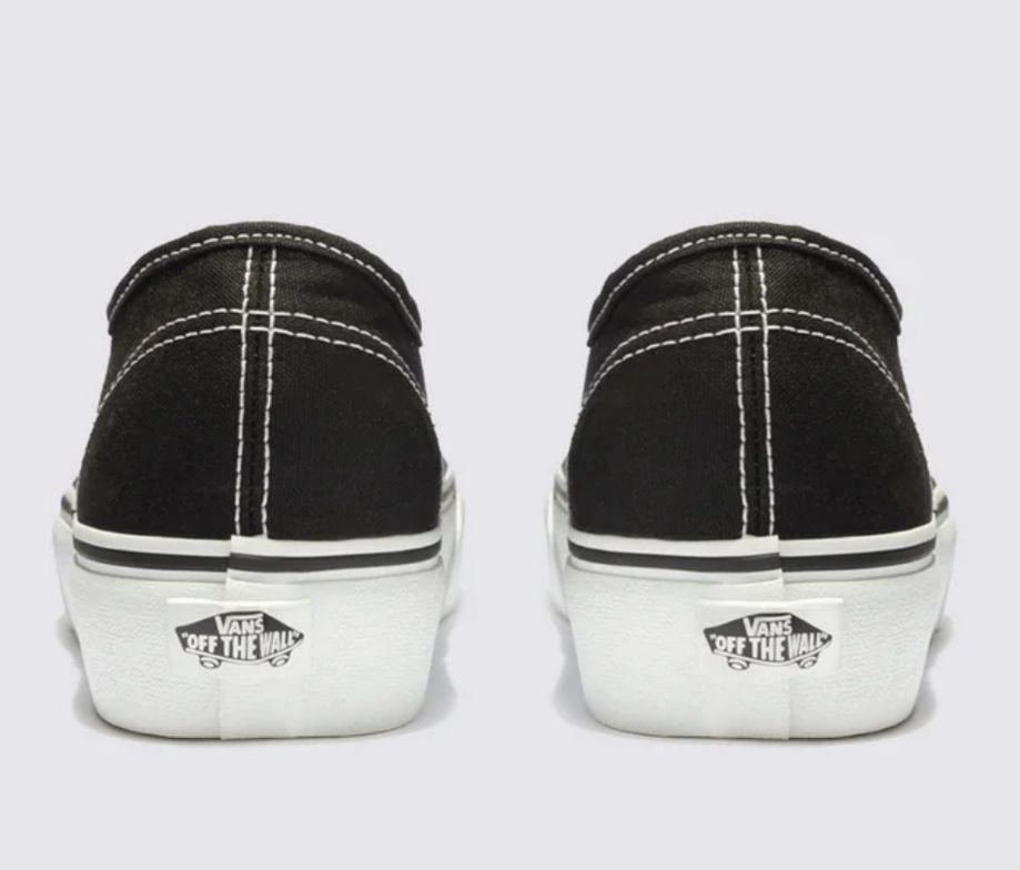 TENIS VANS AUTHENTIC BLACK WHITE PLATAFORM