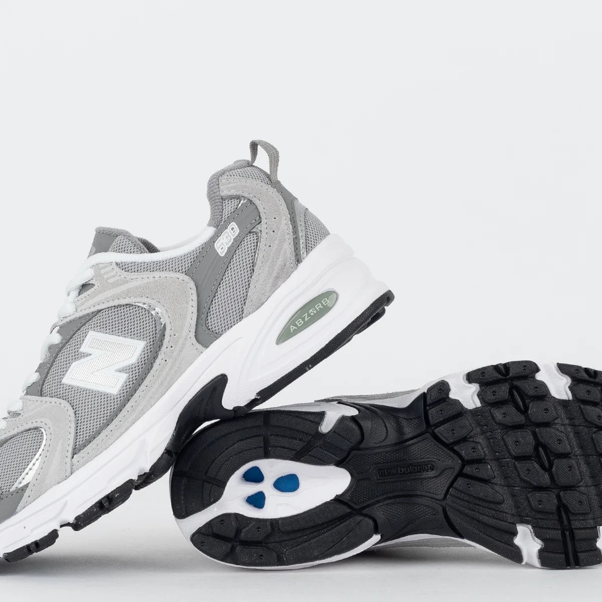 Tênis New Balance 530 Cinza Claro MR530CK