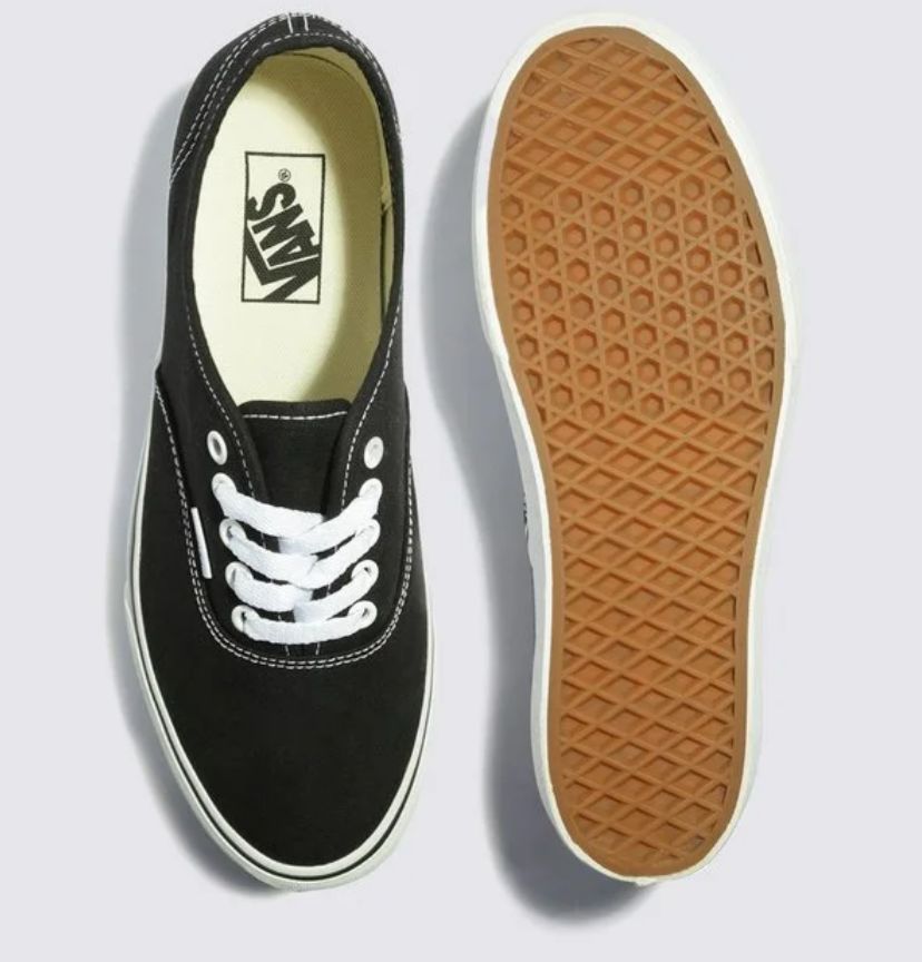 TENIS VANS AUTHENTIC BLACK WHITE PLATAFORM
