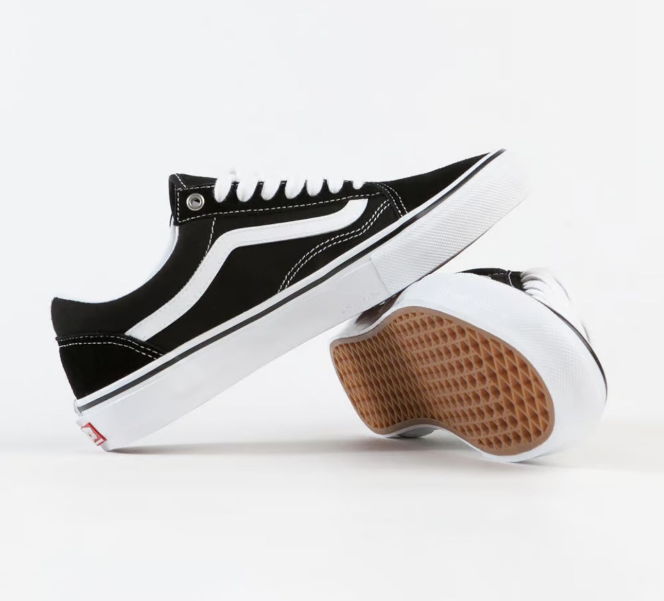 TENIS VANS OLD SKOOL PRO BLACK WHITE