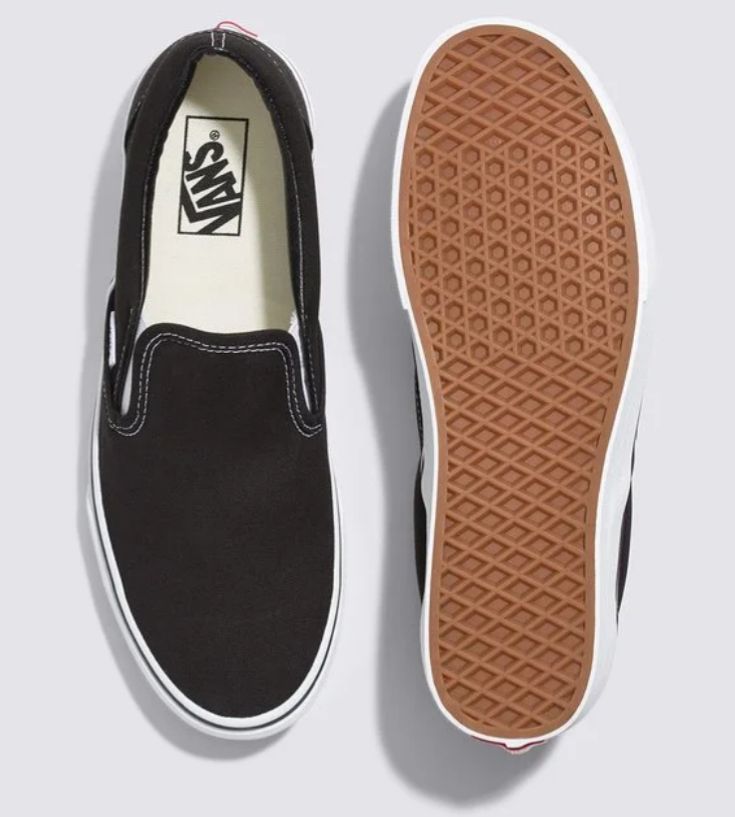 TENIS VANS SLIP-ON BLACK WHITE
