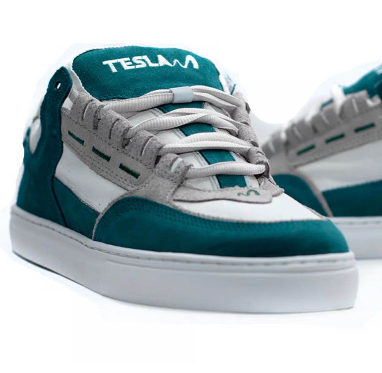 TENIS TESLA COIL GREEN