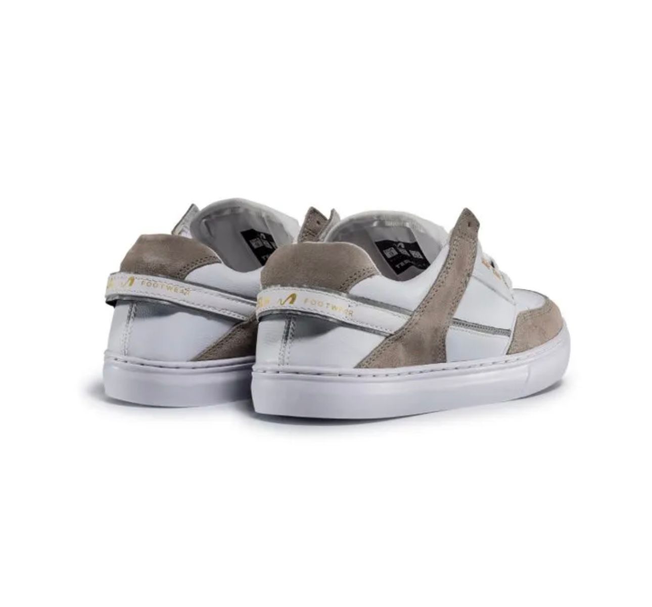 TENIS TESLA COIL WHITE GOLD