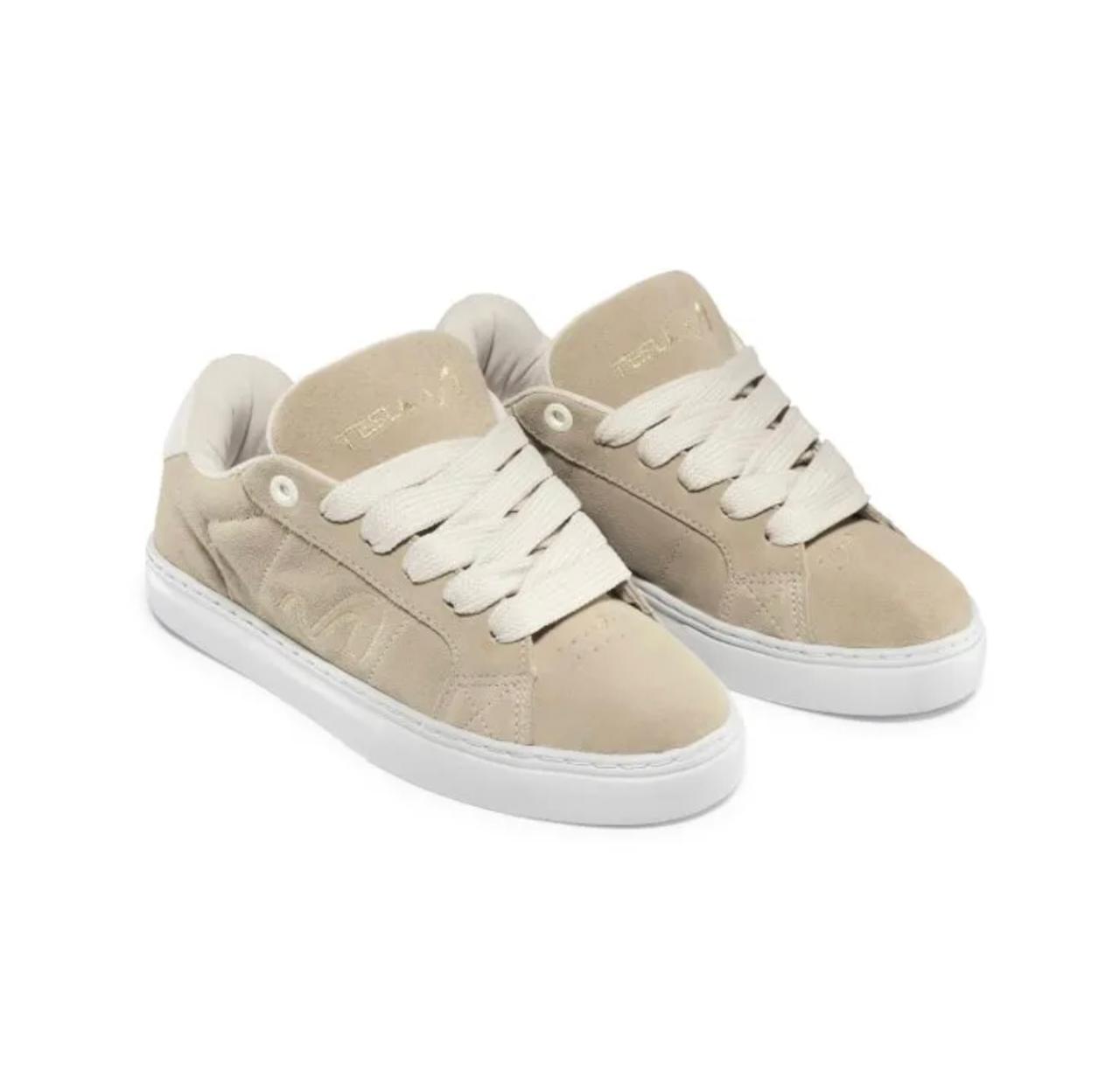 TENIS TESLA HERTZ SAND