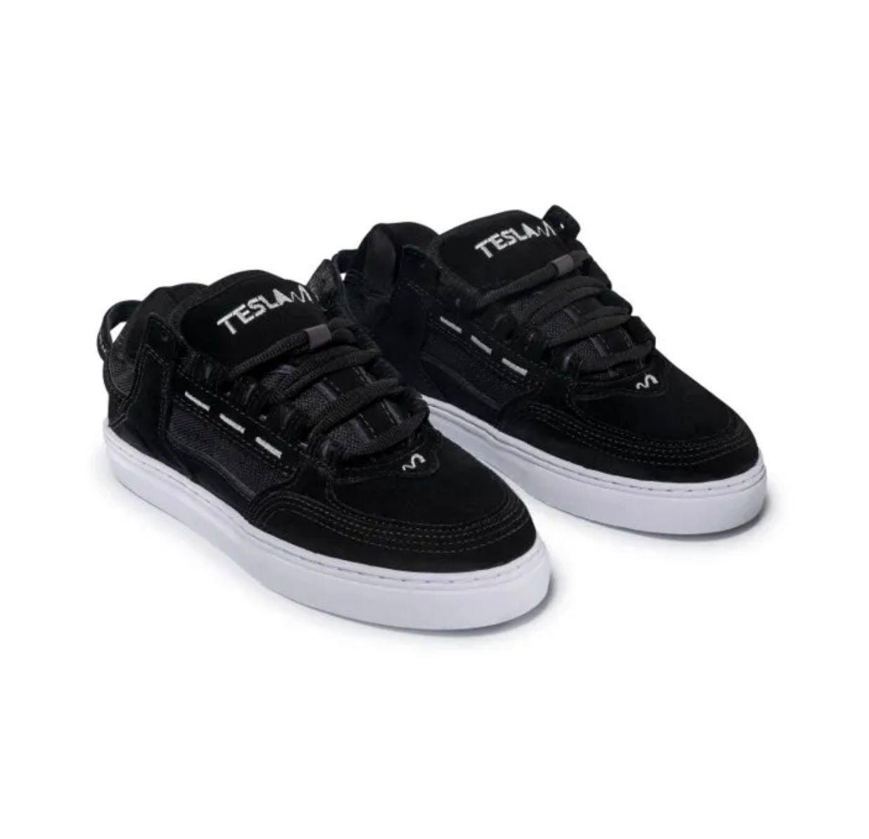 TENIS TESLA COIL BLACK WHITE FURTA COR