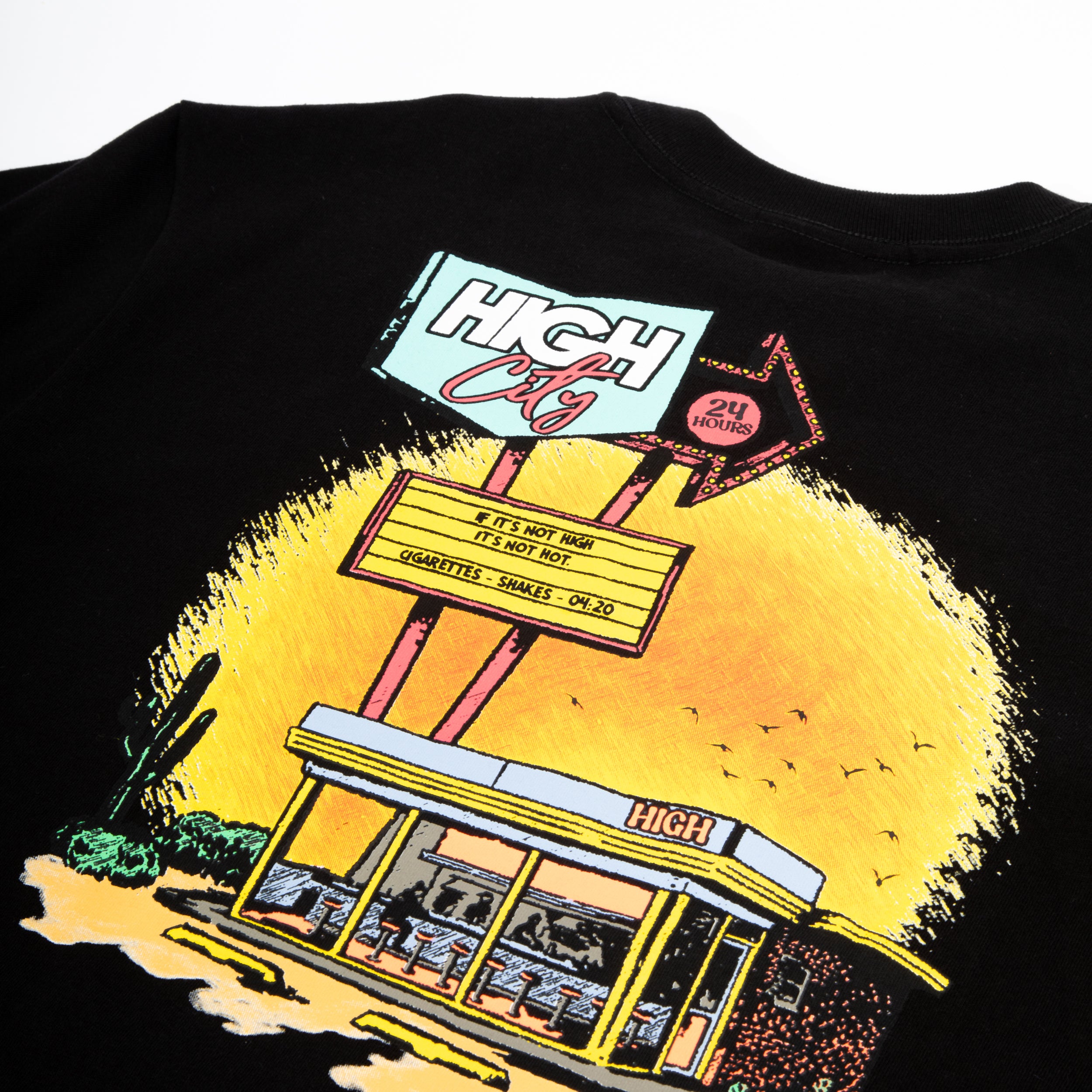 CAMISETA HIGH CAFETERIA BLACK