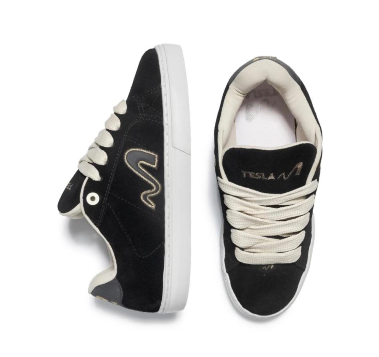 TENIS TESLA HERTZ BLACK GOLD FAT LACE