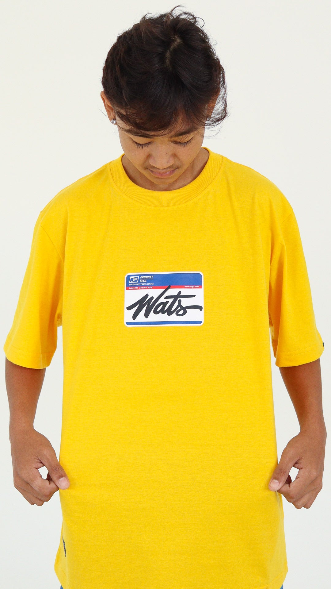 CAMISETA WATS COMPANY STICKER AMARELA
