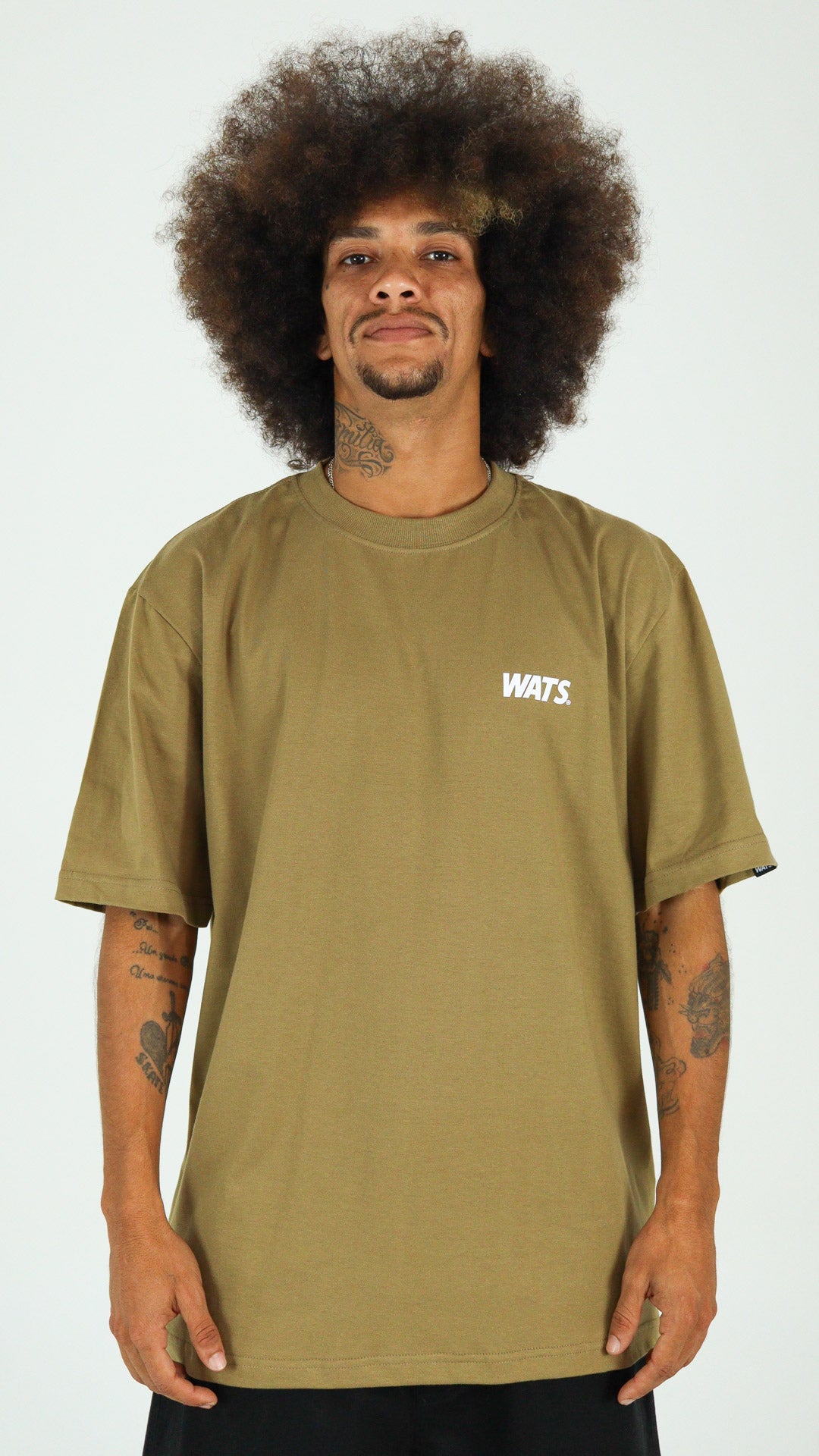 CAMISETA WATS COMPANY LOGO BOTOM CAQUI