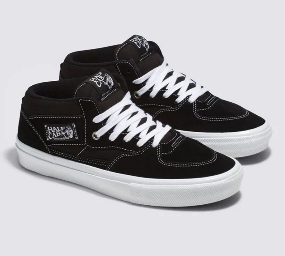 TENIS VANS HALF CAB BLACK WHITE