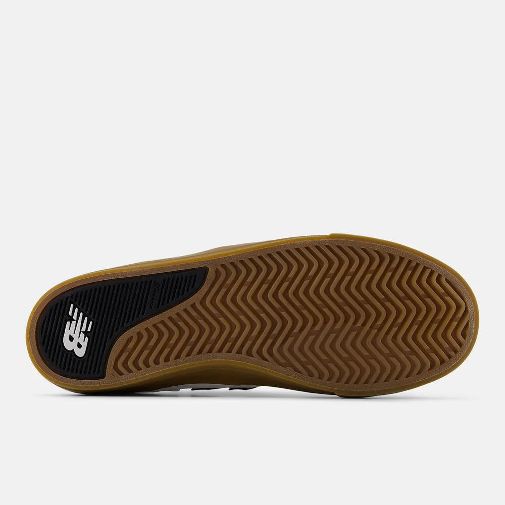 TÊNIS NEW BALANCE Nb NUMERIC JAMIE FOY 306 BRANCO DETALHE PRETO SOLA GUM