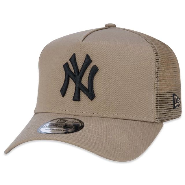 Boné New Era 9FORTY A-Frame Trucker Snapback MLB New York Yankees Cáqui